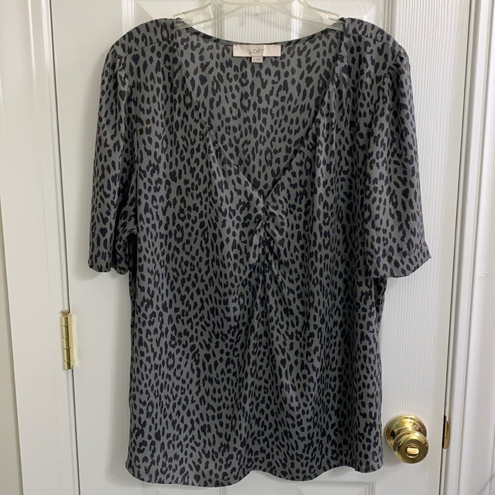 Loft grey leopard print xl shirt